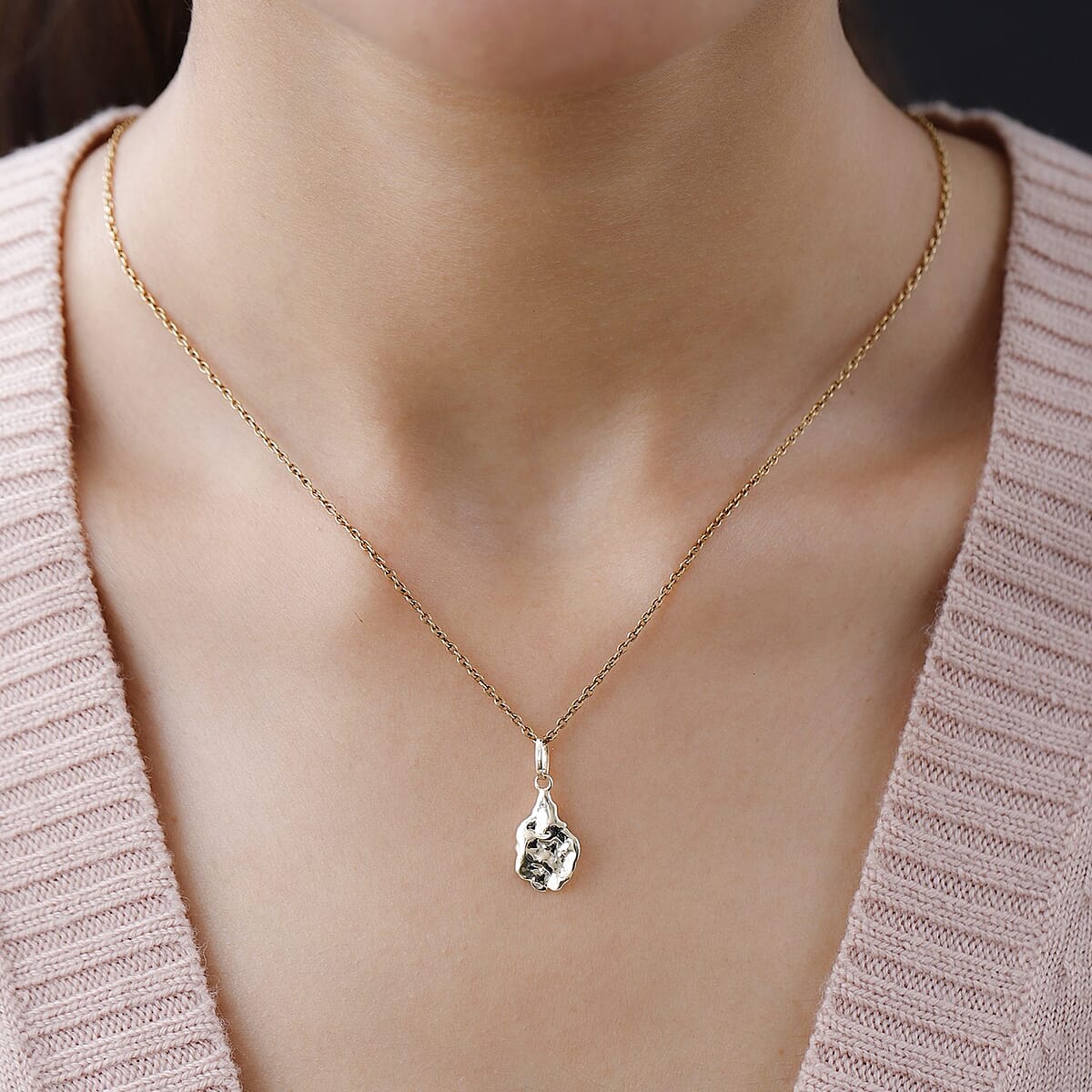 Luxoro 10K Yellow Gold Nugget Pendant | Gold Pendant | Gold Jewelry For Her 1.10 Grams image number 2