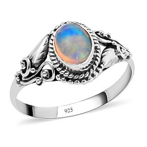 Bali Legacy Ethiopian Welo Opal Ring in Sterling Silver (Size 8.0) 0.85 ctw