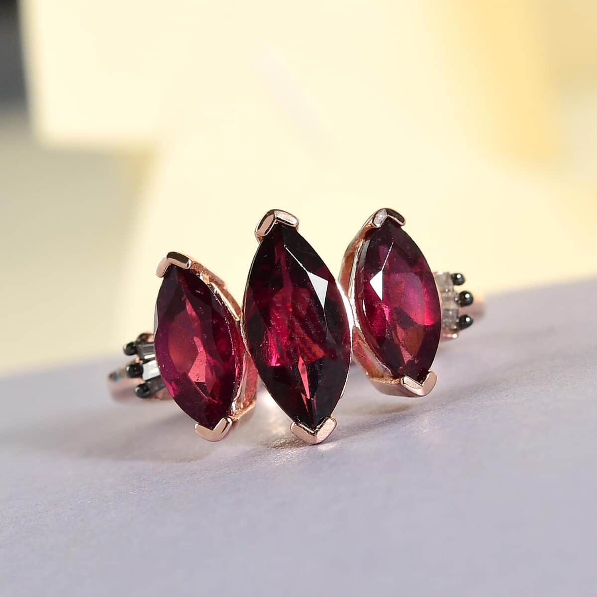 Orissa Rhodolite Garnet and Natural Champagne Diamond 3 Stone Ring in Vermeil Rose Gold Over Sterling Silver (Size 7.0) 2.50 ctw image number 1