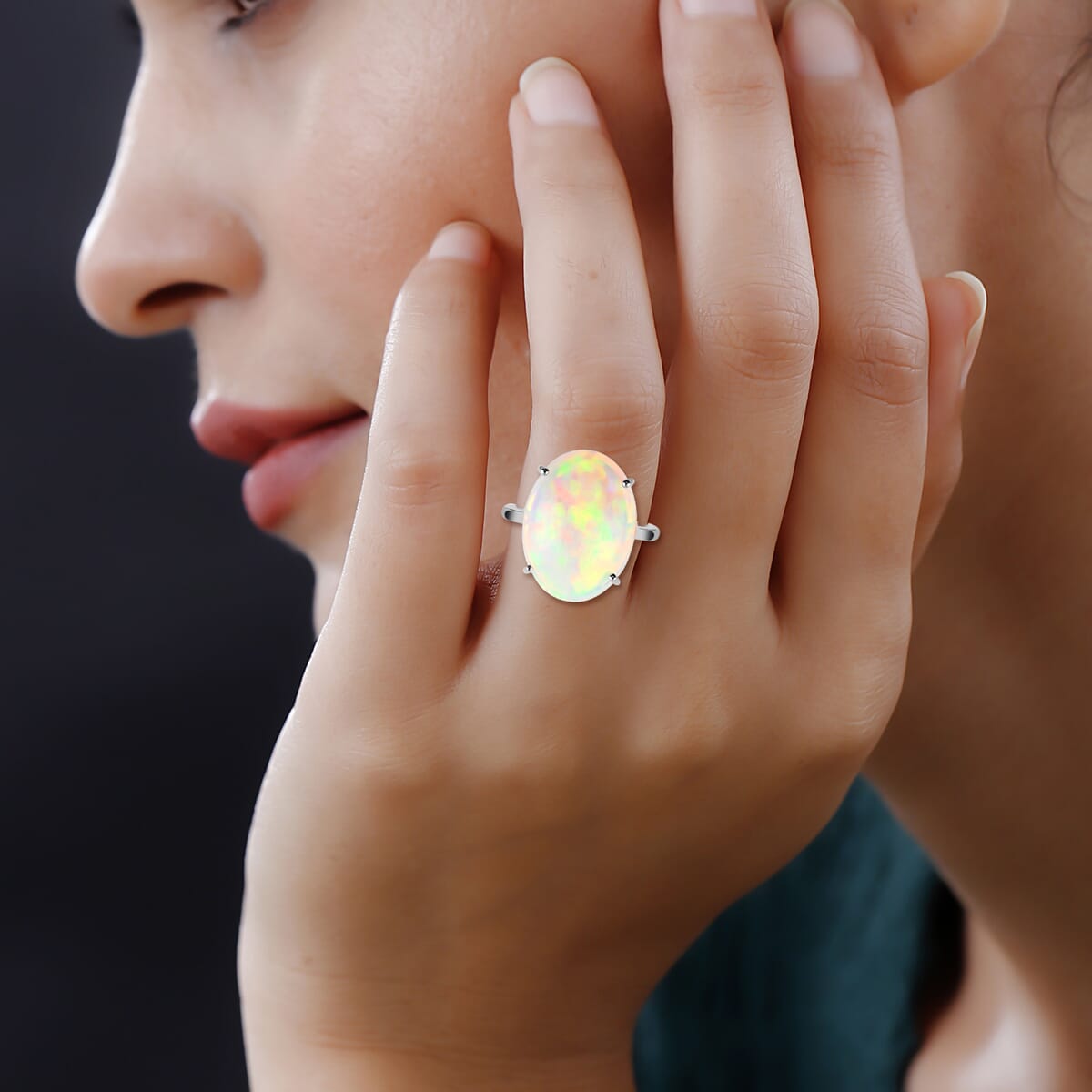 Certified & Appraised Iliana AAA Ethiopian Welo Opal 8.35 ctw Solitaire Ring in 18K White Gold (Size 6.00) image number 1