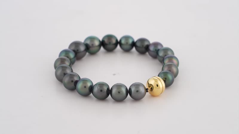 ILIANA 18K Yellow Gold Magnetic Lock AAA Tahitian Cultured Pearl Bracelet (6.50 In)