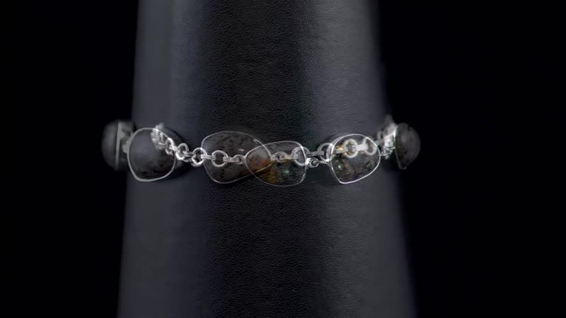 Artisan Crafted Natural Yooperlite Toggle Clasp Bracelet in Sterling Silver (6.50-8.0In) 22.25 ctw with Free UV Flash Light