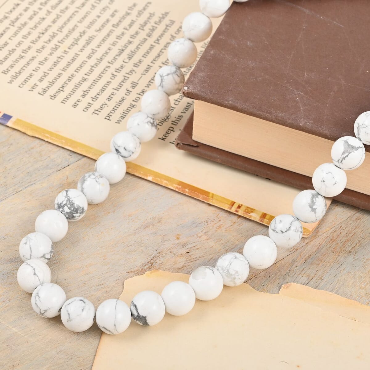 White Howlite 10mm Beaded Necklace 18 Inches in Sterling Silver 250.00 ctw image number 1