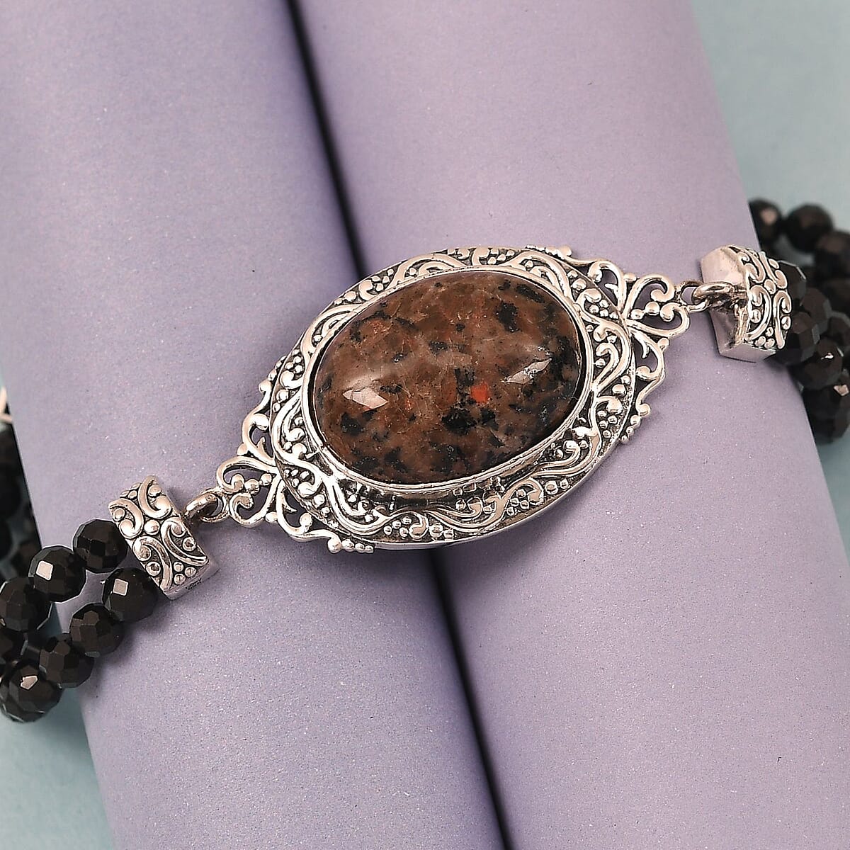 Artisan Crafted Natural Yooperlite and Thai Black Spinel Bracelet in Sterling Silver (7.25 In) 44.30 ctw with Free UV Flash Light image number 1