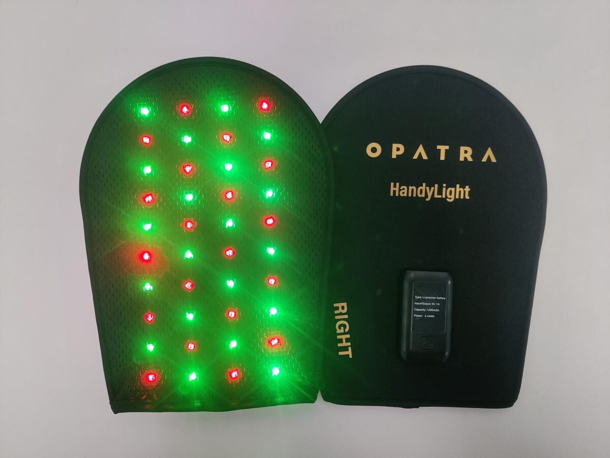 Opatra HandyLight Advance Skincare Mitts for Flawless Hands image number 4