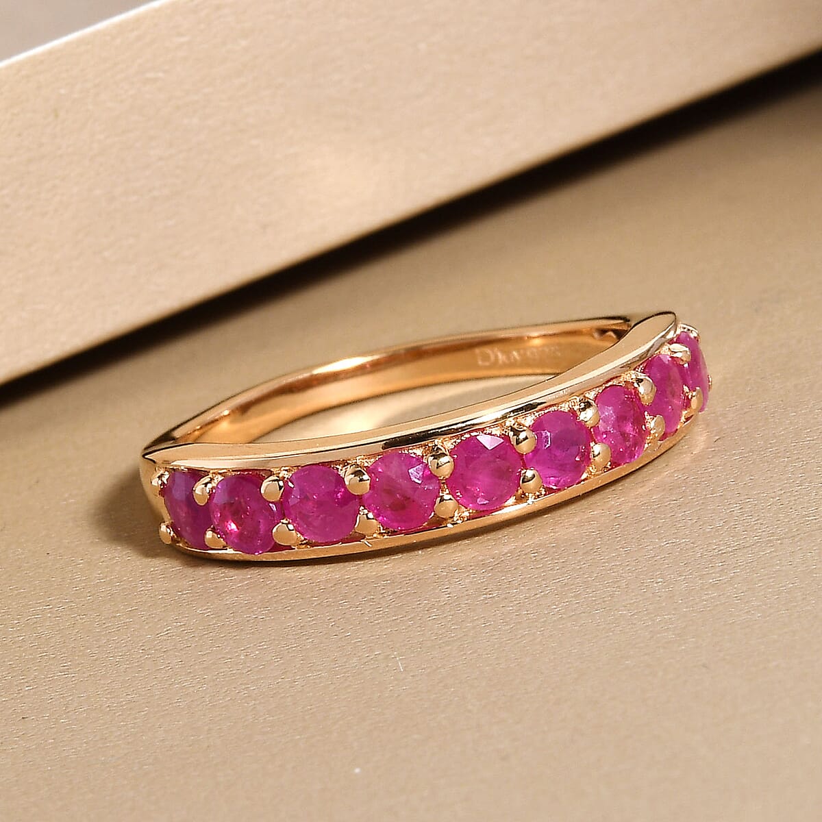 Premium Mozambique Ruby Band Ring in Vermeil Yellow Gold Over Sterling Silver (Size 8.0) 1.40 ctw image number 1