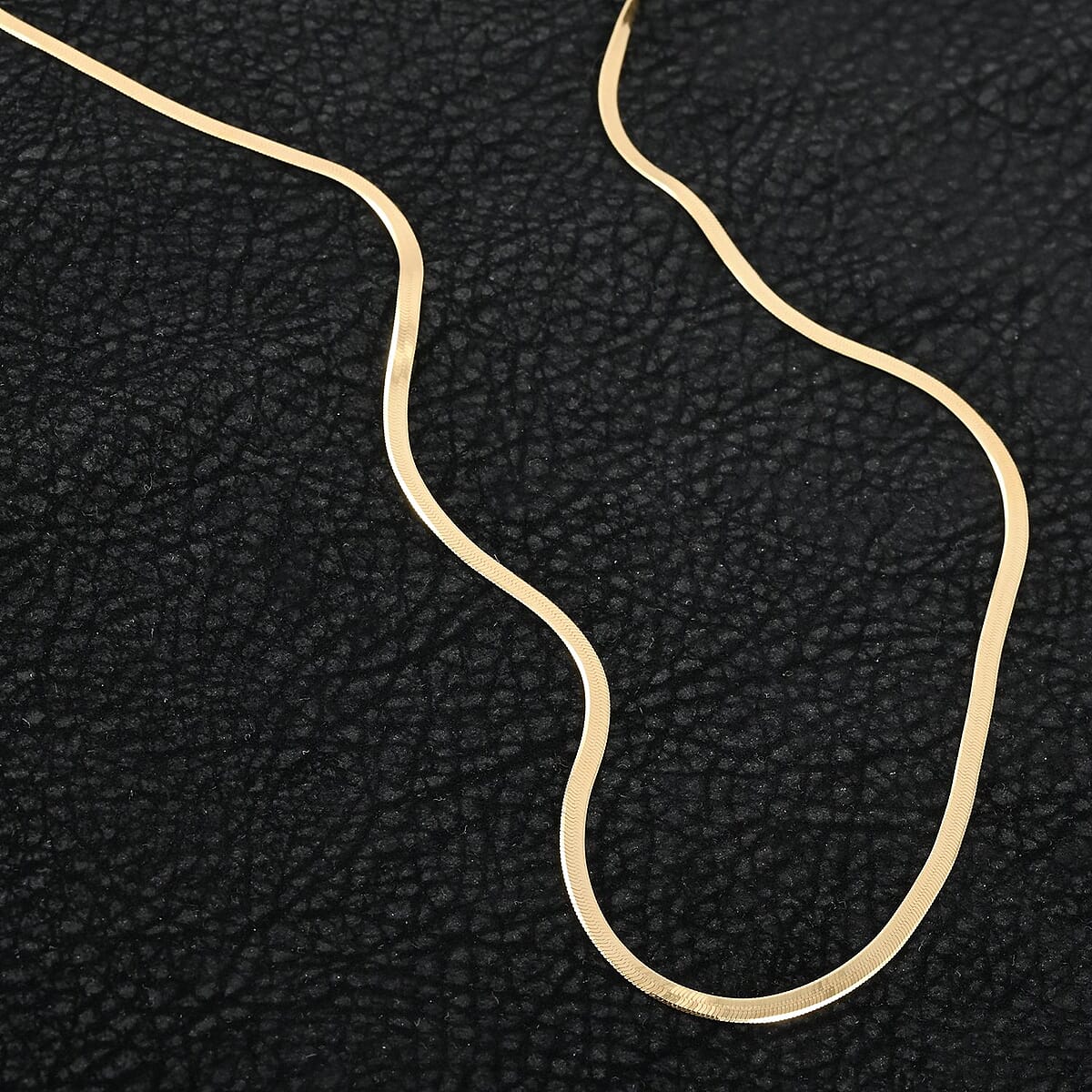 Italian 14K Yellow Gold Over Sterling Silver 2.3mm Herringbone Necklace 18 Inches 3.50 Grams image number 1