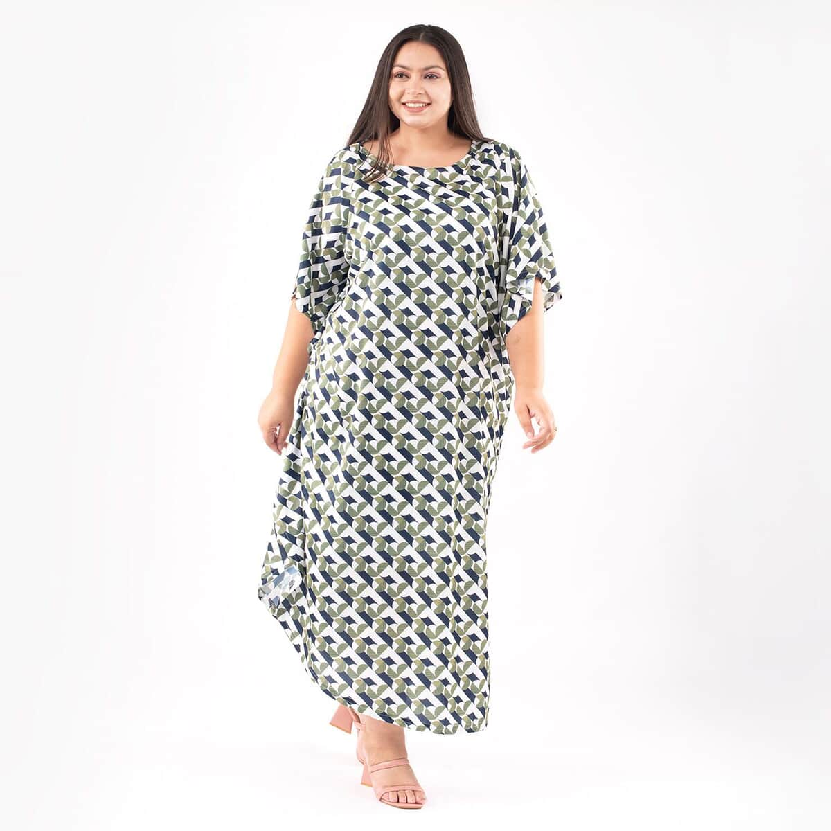 Tamsy Green Long Kaftan with Elbow-Length Sleeves - One Size Fits Most image number 2