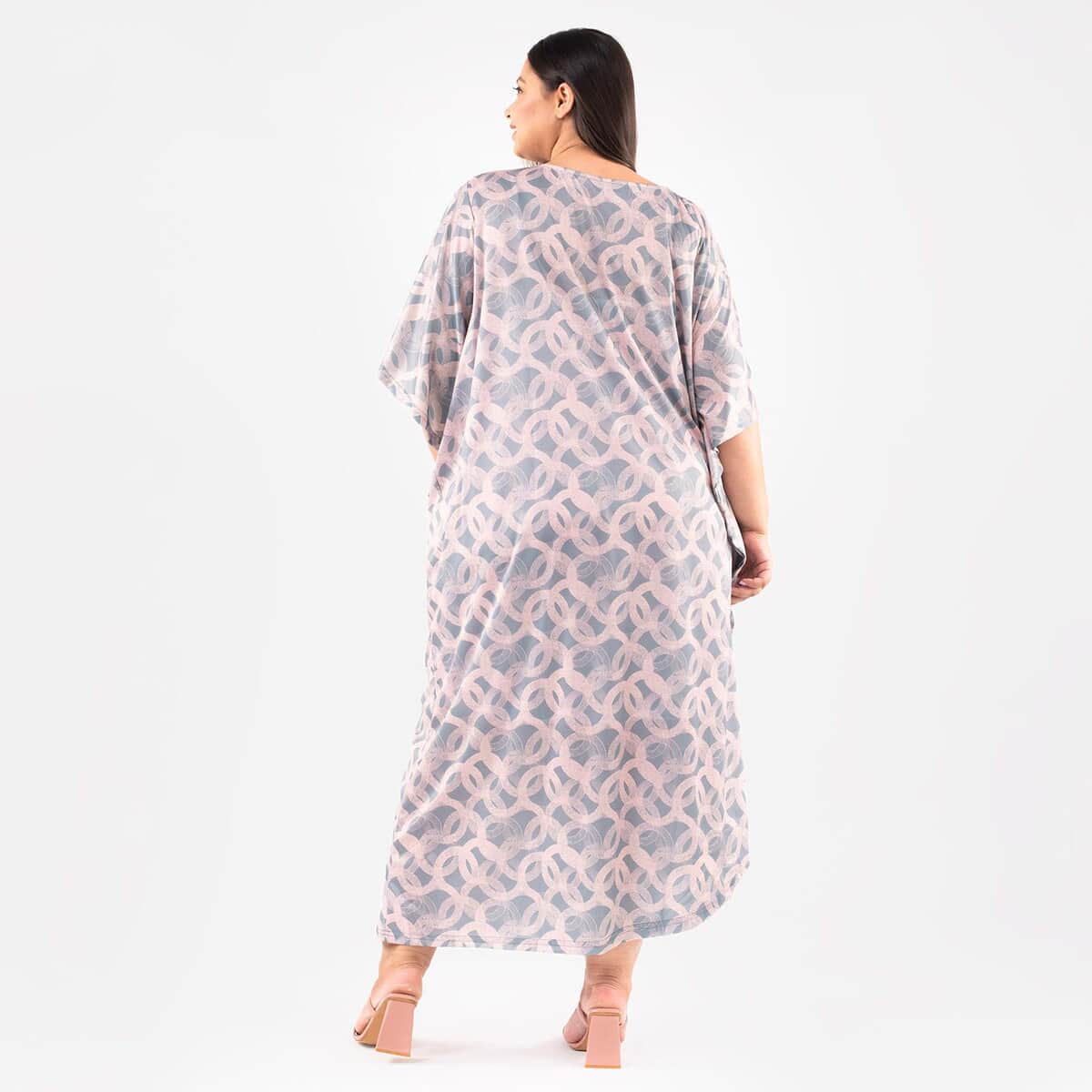 Tamsy Gray Long Kaftan with Elbow-Length Sleeves - One Size Fits Most image number 1