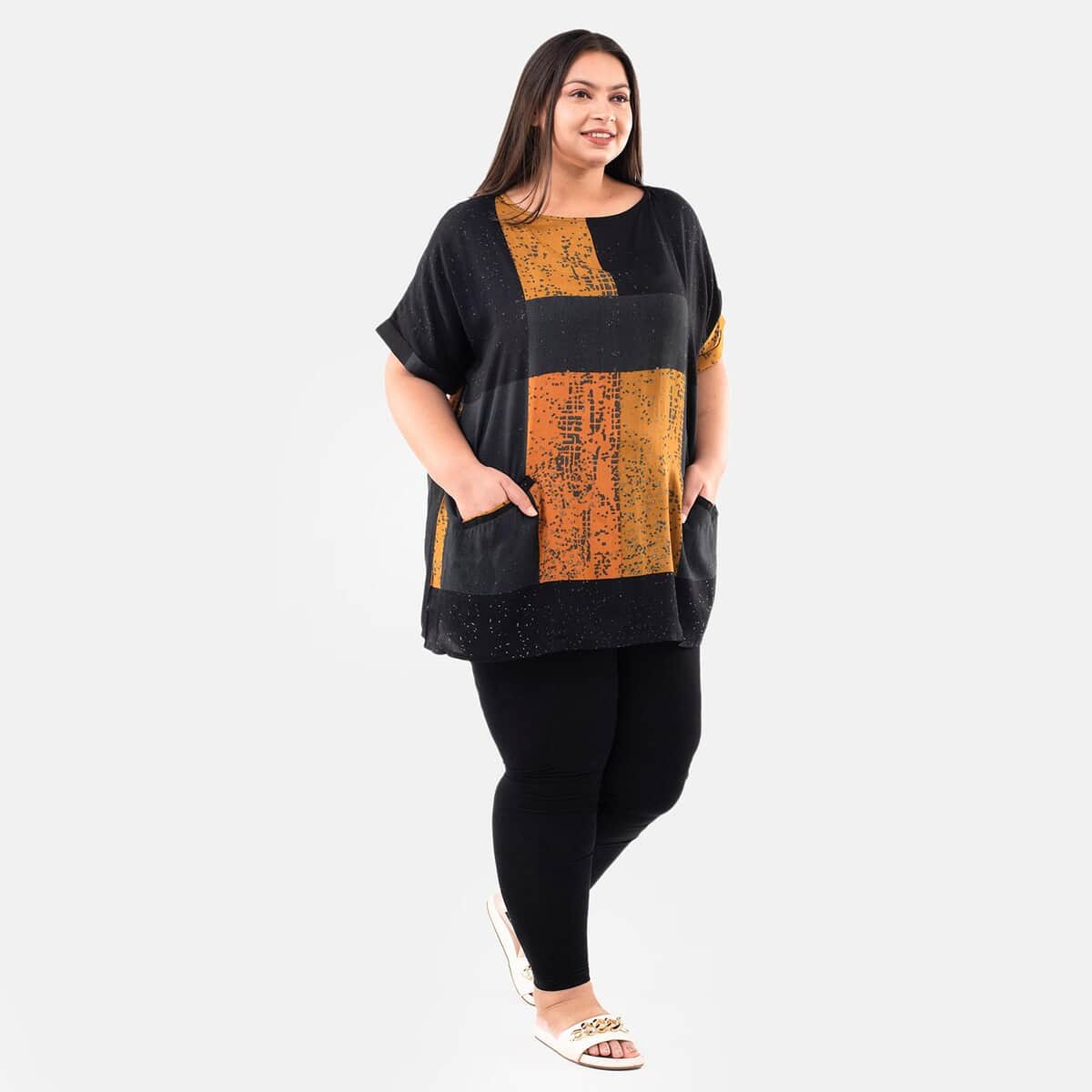 Tamsy Black Block Pattern Tunic - One Size Missy image number 2