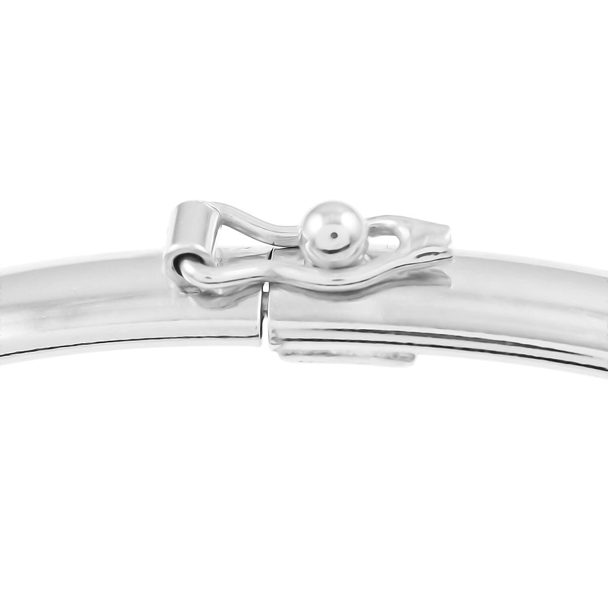 Sterling Silver Diamond Cut Bangle Bracelet (8.00 In) 3.80 Grams image number 3