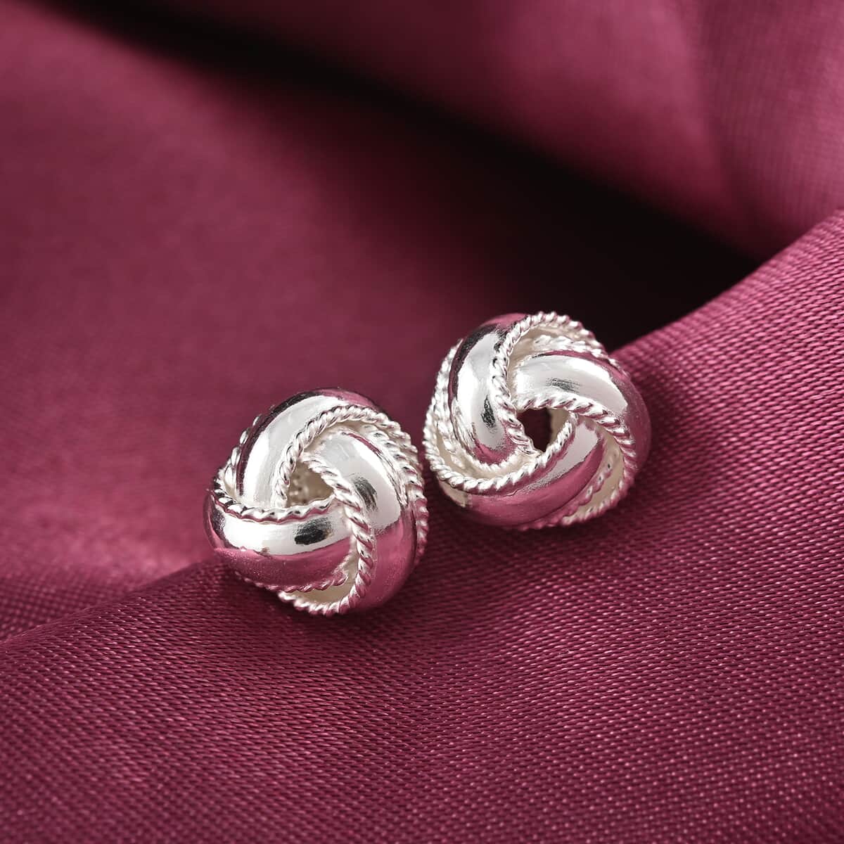 Sterling Silver Knot Earrings 2.40 Grams image number 1