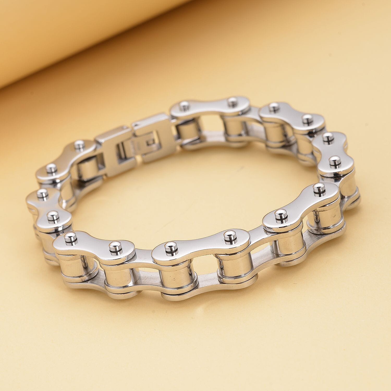Bicycle Chain Design Bracelet in Stainless Steel (8.00 In) 64.90 Grams