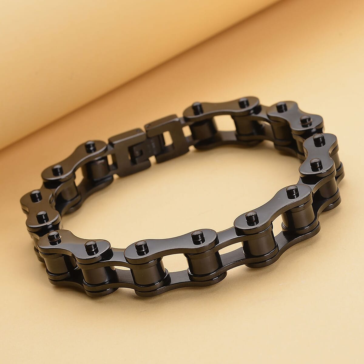 Bicycle Chain Style 10mm Men's Bracelet in ION Plated Black and Stainless Steel (8.00 In) image number 1