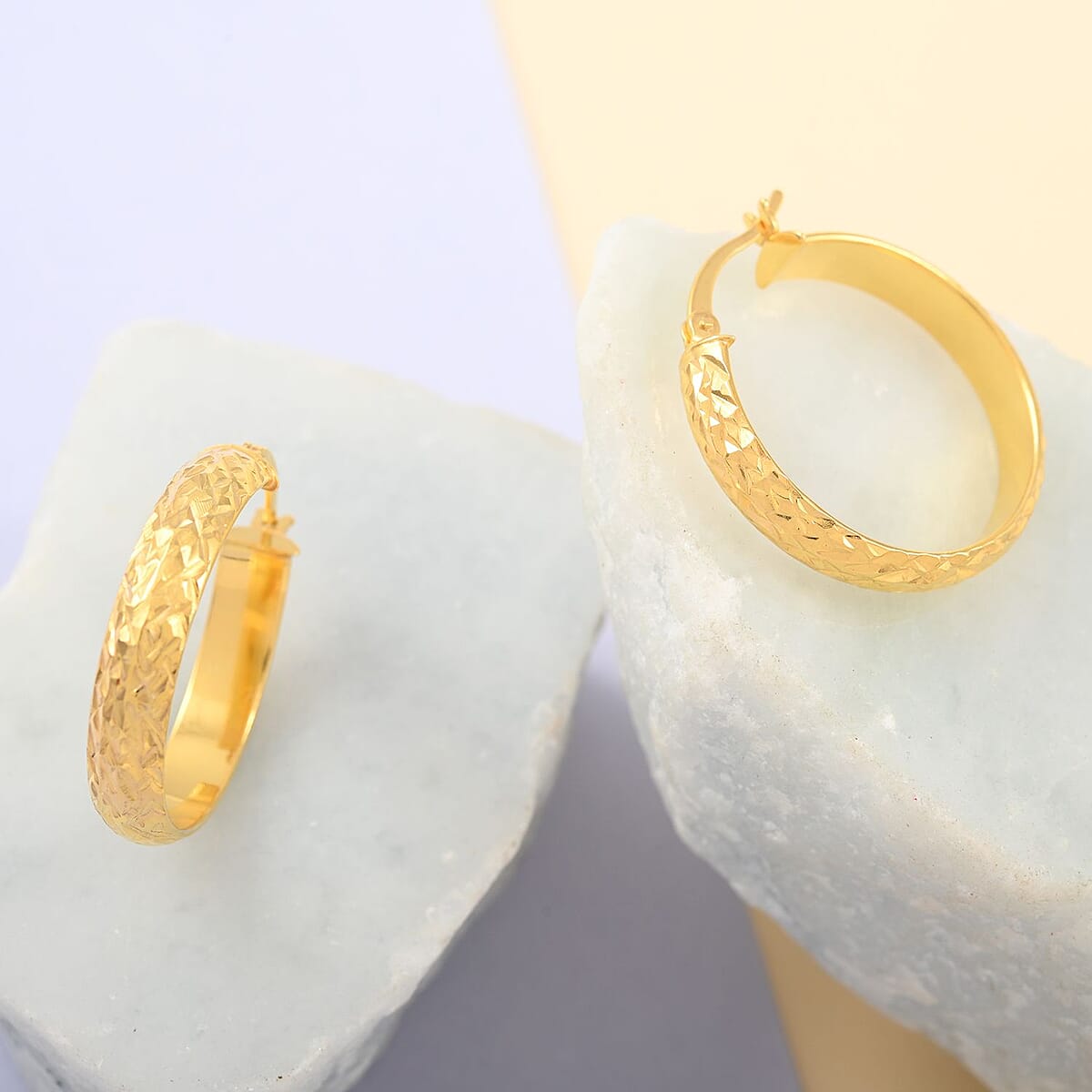 14K Yellow Gold Over Sterling Silver Textured Hoop Earrings 3.10 Grams image number 1