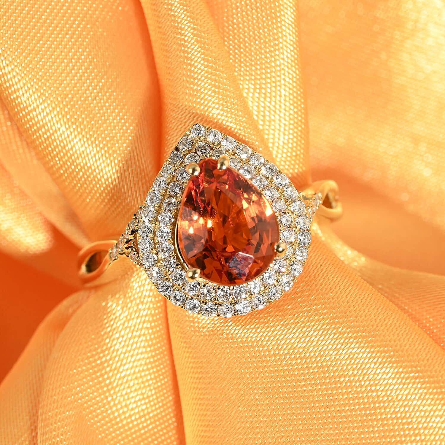 Certified & Appraised Iliana AAA Songea Sapphire and G-H SI Diamond 2.40 ctw Ring in 18K Yellow Gold (Size 7.0) 4.50 Grams