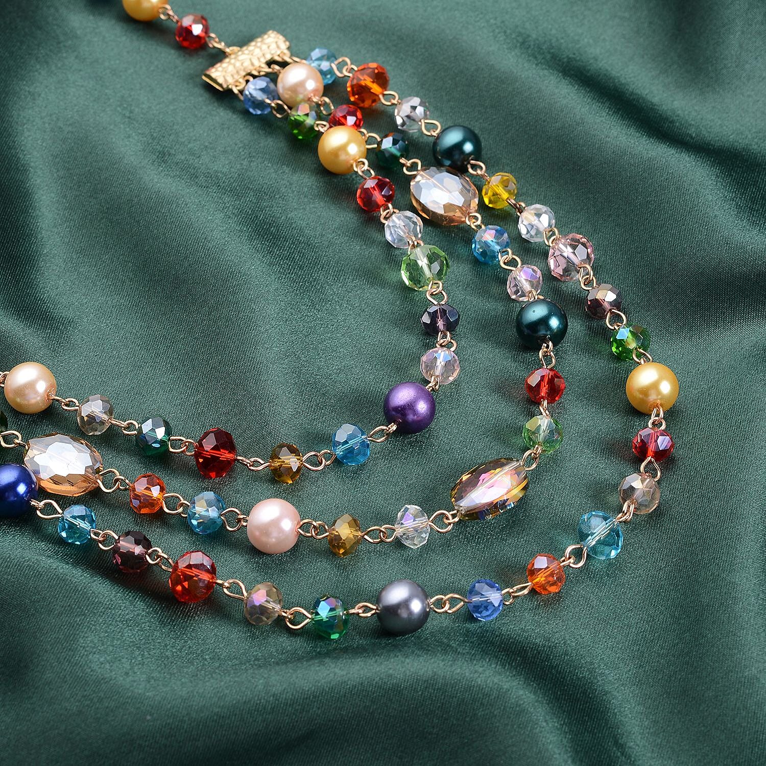 Simulated Multi Pearl - Product card gallery slide 2 (9431414604031)