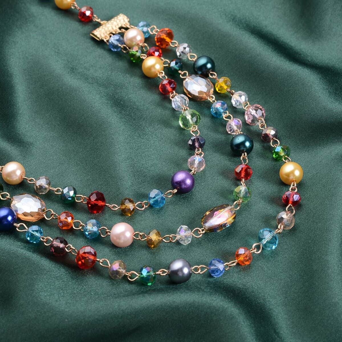 Simulated Multi Color Pearl and Multi Color Glass Layered Necklace 21.5-23.5 Inches in Goldtone image number 1