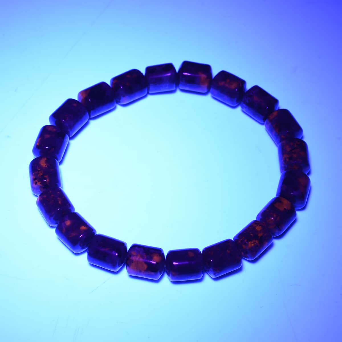 Natural Yooperlite Beaded Stretch Bracelet 107.50 ctw with Free UV Flash Light image number 2