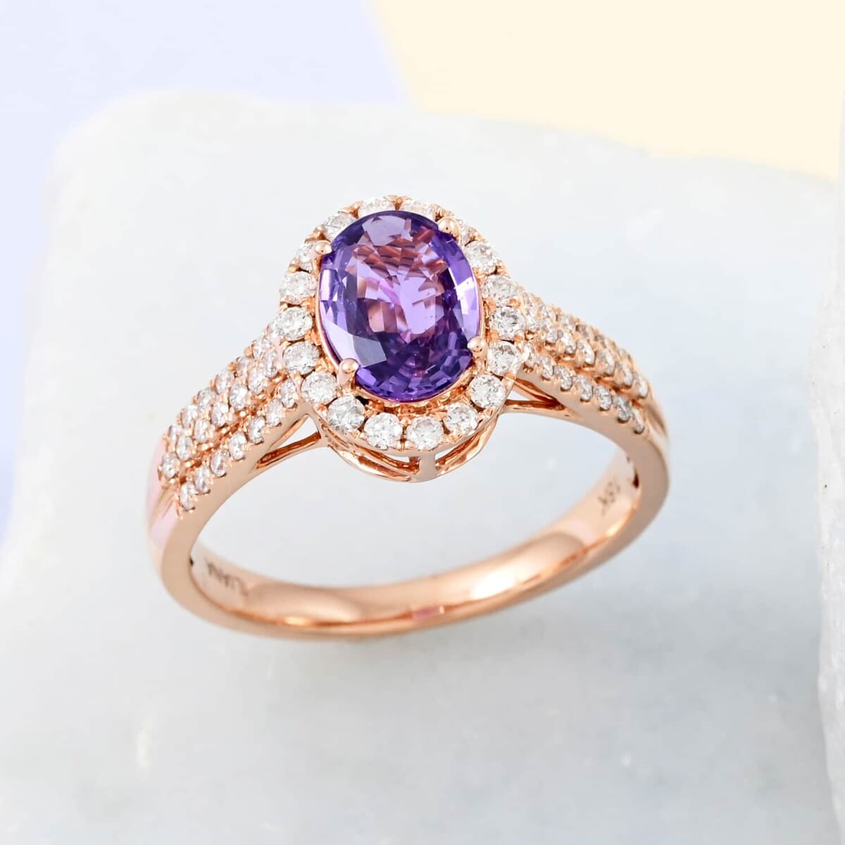 Certified and Appraised Iliana AAA Madagascar Purple Sapphire and G-H SI Diamond 1.90 ctw Halo Ring in 18K Rose Gold (Size 8.0) 4.10 Grams image number 1
