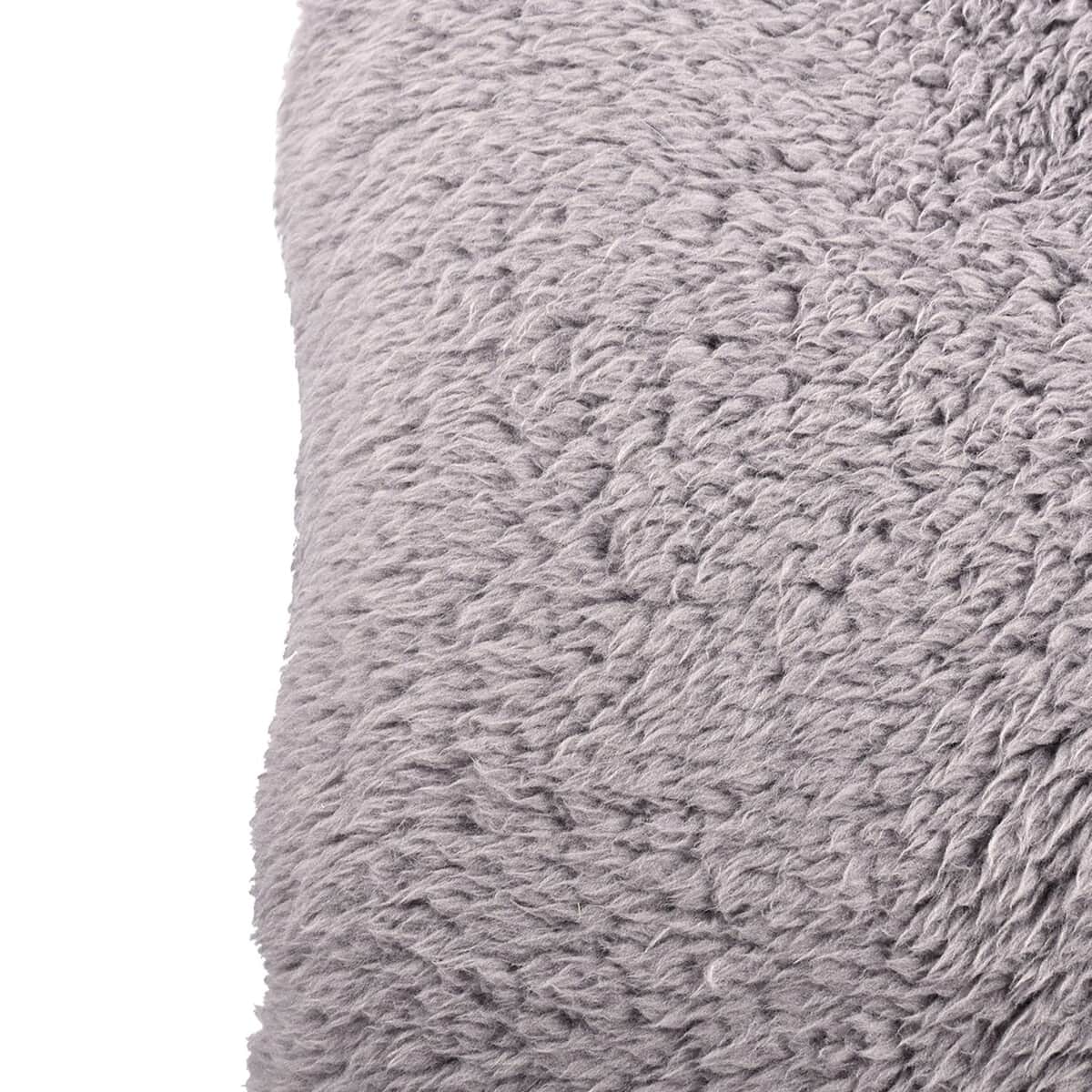 HOMESMART Gray Solid Sherpa Microfiber Throw (59"x78") image number 2
