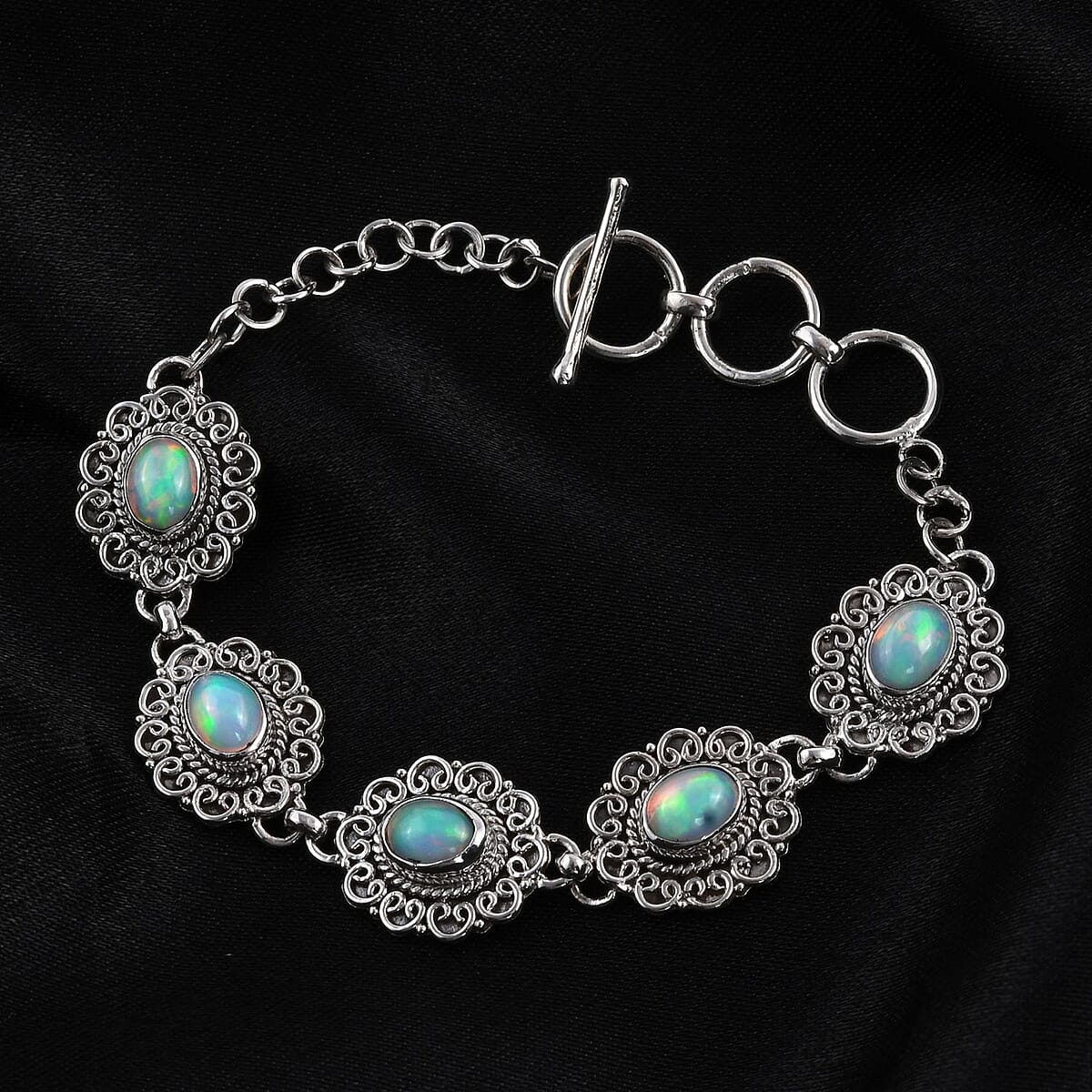 Bali Legacy Premium Ethiopian Welo Opal Bracelet in Sterling Silver (7.50 In) 8.00 ctw image number 1