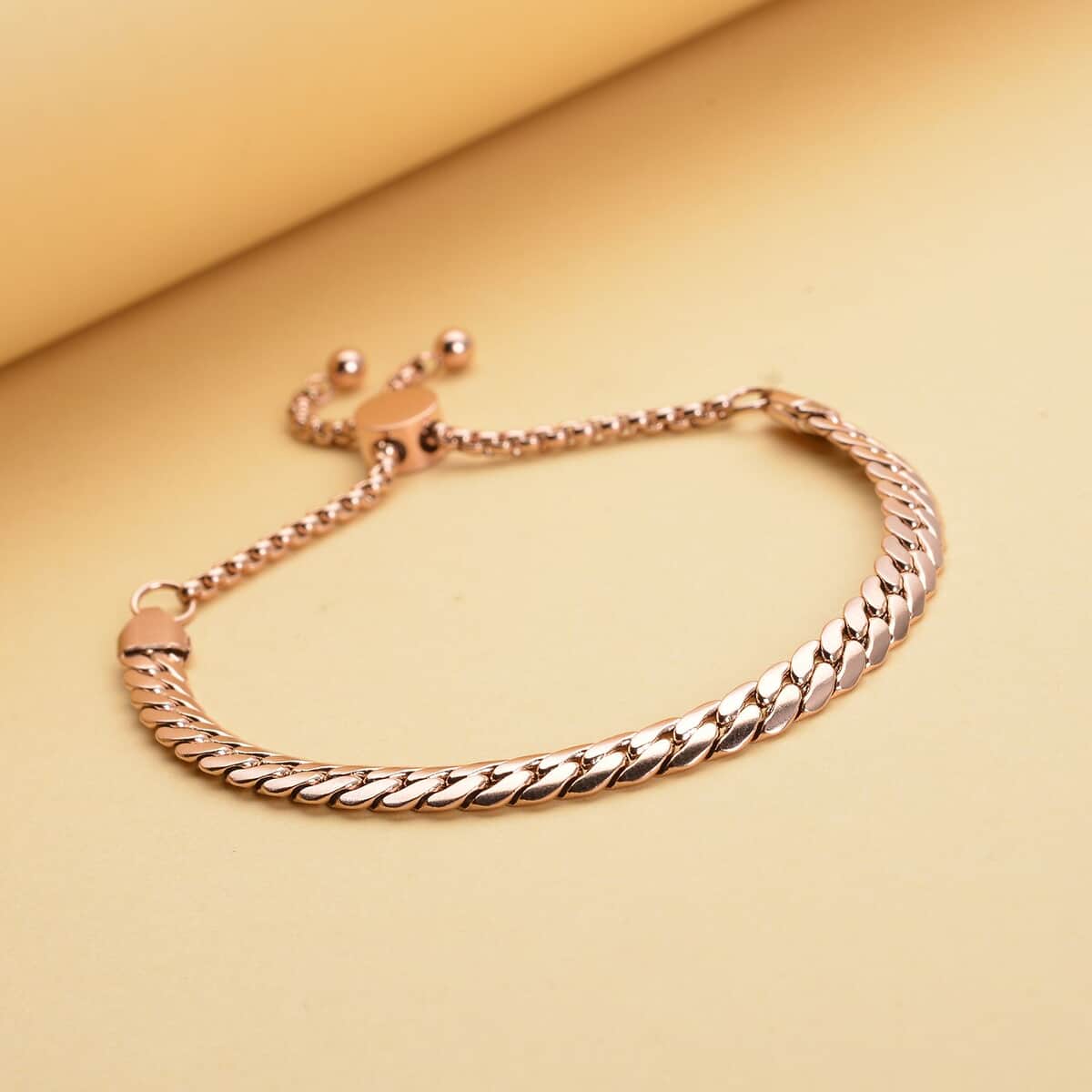 Curb Chain Bracelet in ION Plated RG Stainless Steel (Adjustable) image number 1