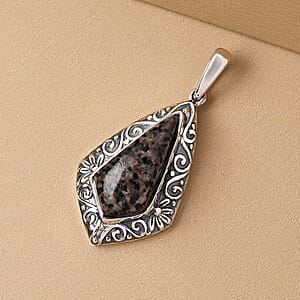 Artisan Crafted Natural Yooperlite Pendant in Sterling Silver 6.75 ctw with Free UV Flash Light