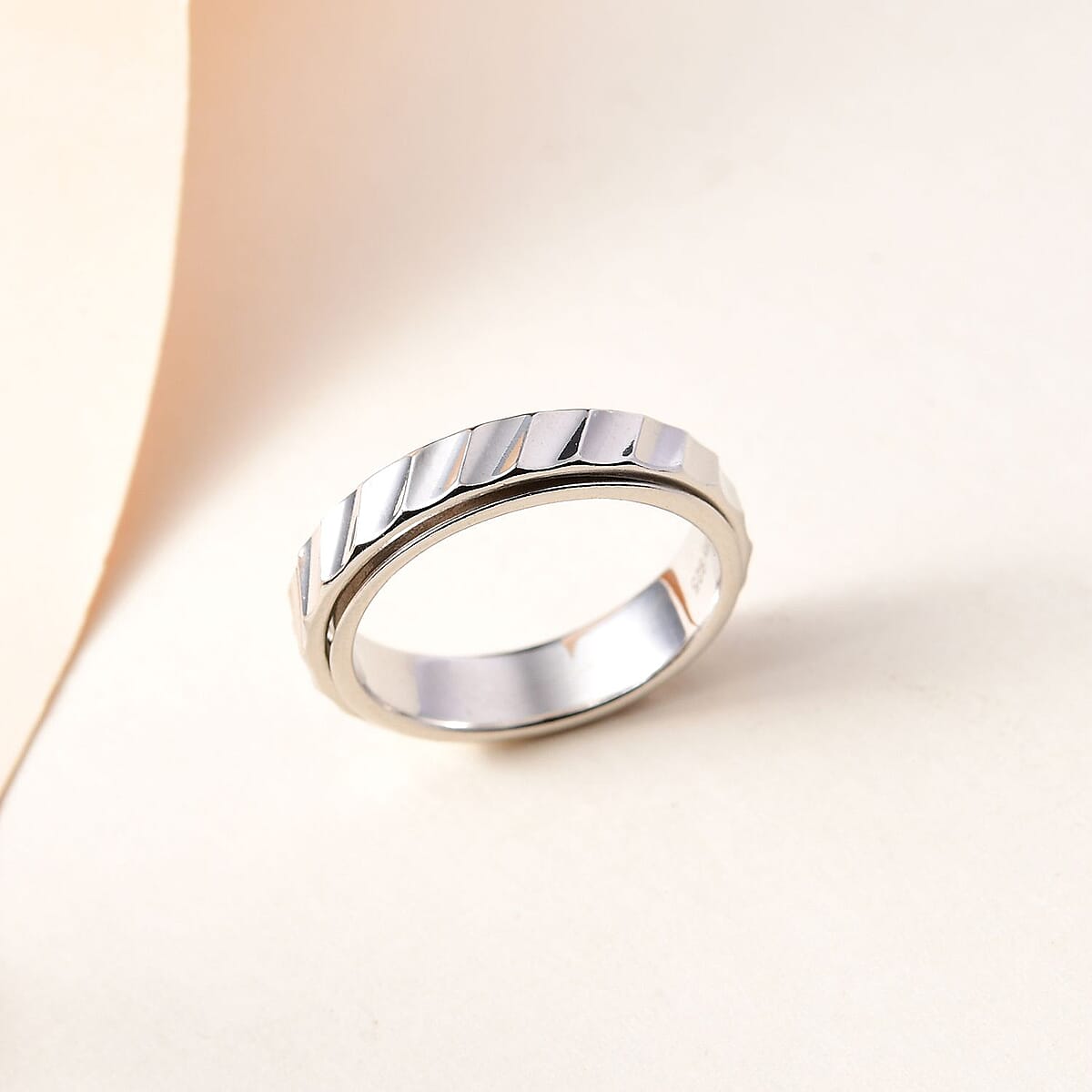 Sterling Silver Spinner Band Ring (Size 7.0) 3.25 Grams image number 1