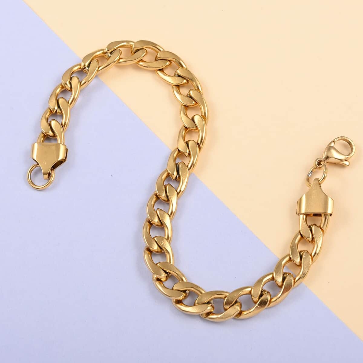 8.5mm Cuban Bracelet in ION Plated YG Stainless Steel (8.00 In) 19.70 Grams image number 1