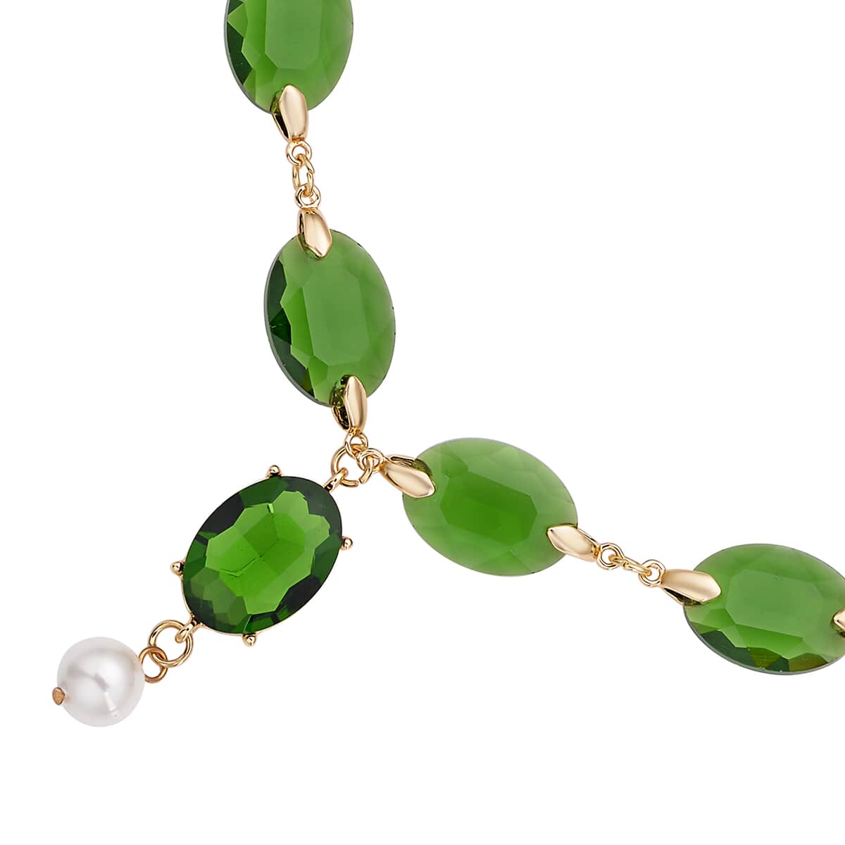 Simulated Emerald and White Pearl Necklace 22-23 Inches in Goldtone image number 3