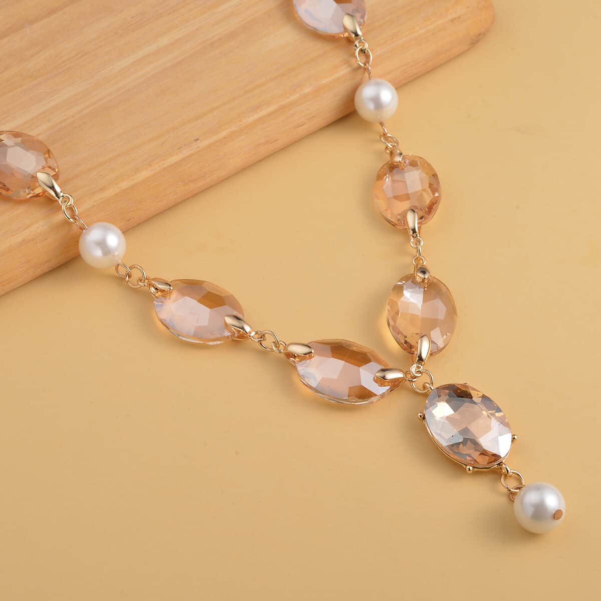 Simulated Champagne Quartz and White Pearl Necklace 22-23 Inches in Goldtone image number 1