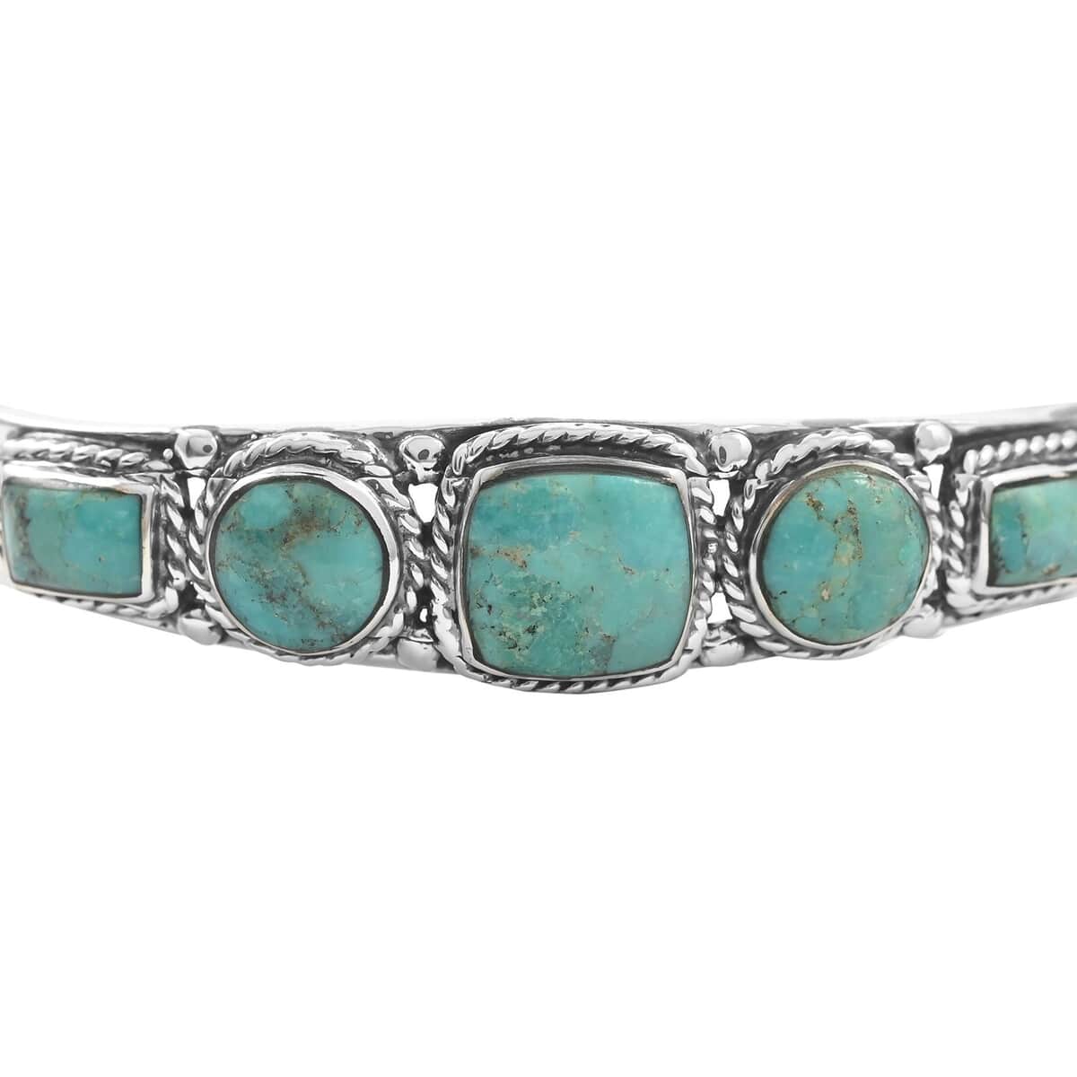 SANTA FE Style Kingman Turquoise Cuff Bracelet in Sterling Silver (6.00 In) 13.25 Grams 7.00 ctw image number 2