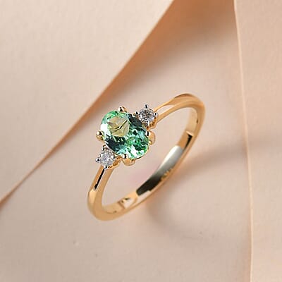 Luxoro 10K Yellow Gold Premium Merelani Mint Garnet and G-H I3 Diamond Ring (Size 10.0) 1.00 ctw