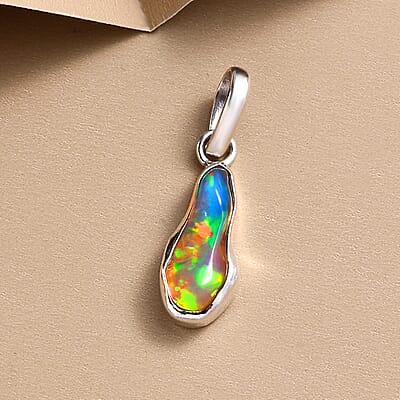 Artisan Crafted Rough Cut Ethiopian Welo Opal Pendant in Sterling Silver 3.10 ctw