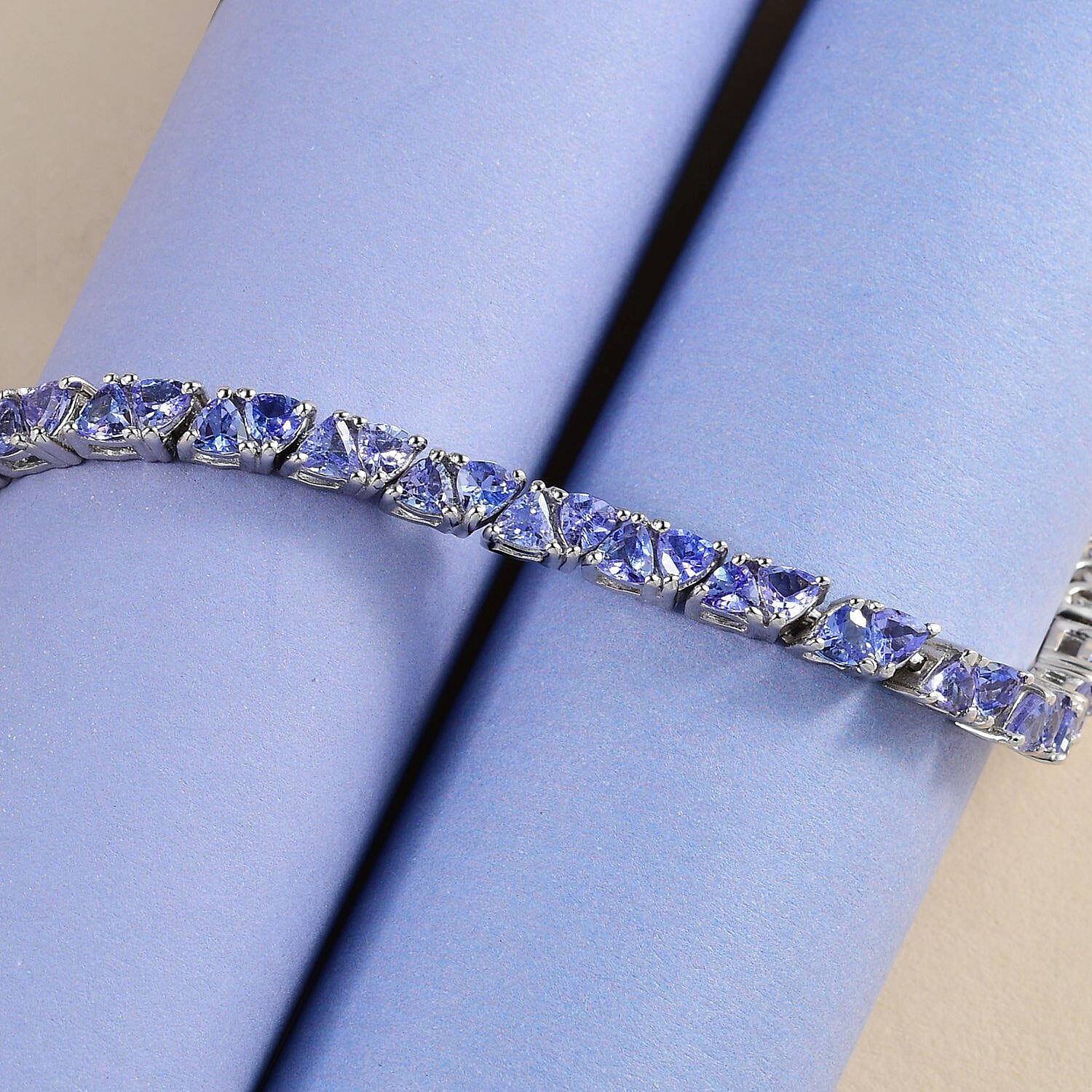 Default Title - Product card gallery slide 2 (10144597573915)