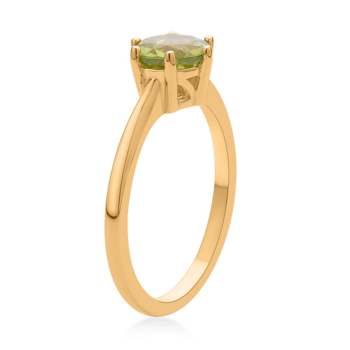 Premium Peridot Solitaire Ring in Vermeil Yellow Gold Over Sterling Silver (Size 8.0) 1.50 ctw image number 3
