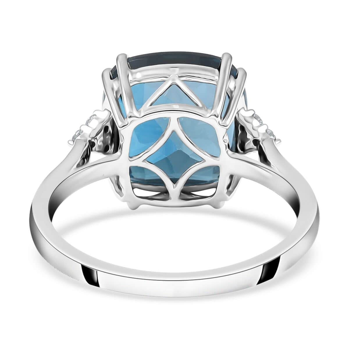 Certified Luxoro 10K White Gold AAA London Blue Topaz and Diamond G-H I1 Ring (Size 10.0) 7.10 ctw image number 4