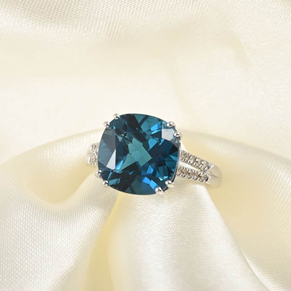 Certified 10K White Gold AAA London Blue Topaz and Diamond G-H I1 Ring 2.70 Grams 7.10 ctw image number 1