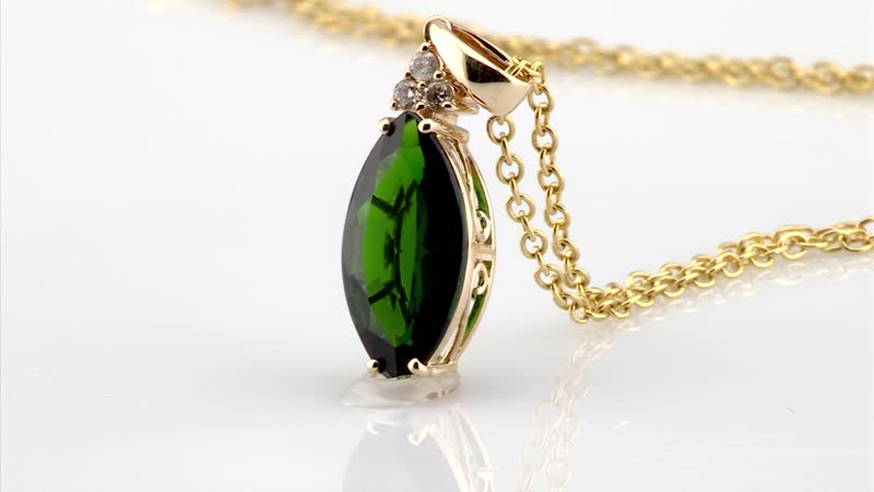 Certified and Appraised Luxoro 14K Yellow Gold AAA Chrome Diopside and G-H I1 Diamond Accent Pendant without Chain 4.00 ctw