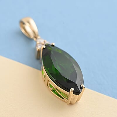 Certified and Appraised Luxoro 14K Yellow Gold AAA Chrome Diopside and G-H I1 Diamond Accent Pendant without Chain 4.00 ctw