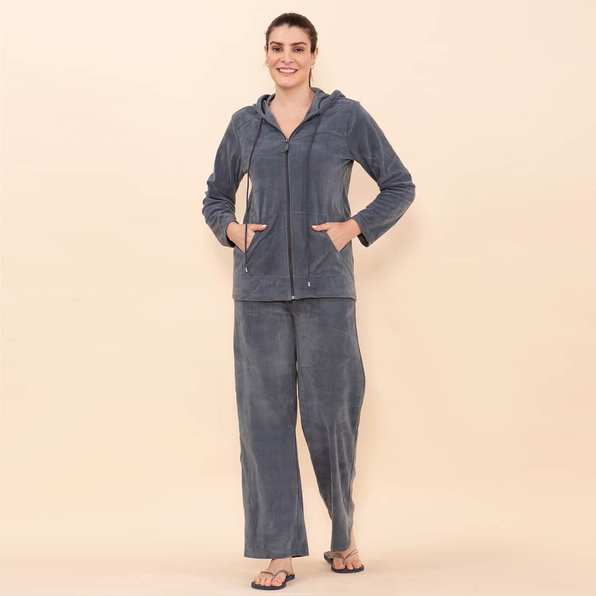 Tamsy LUX Gray Velour Track Suit Set - L image number 0