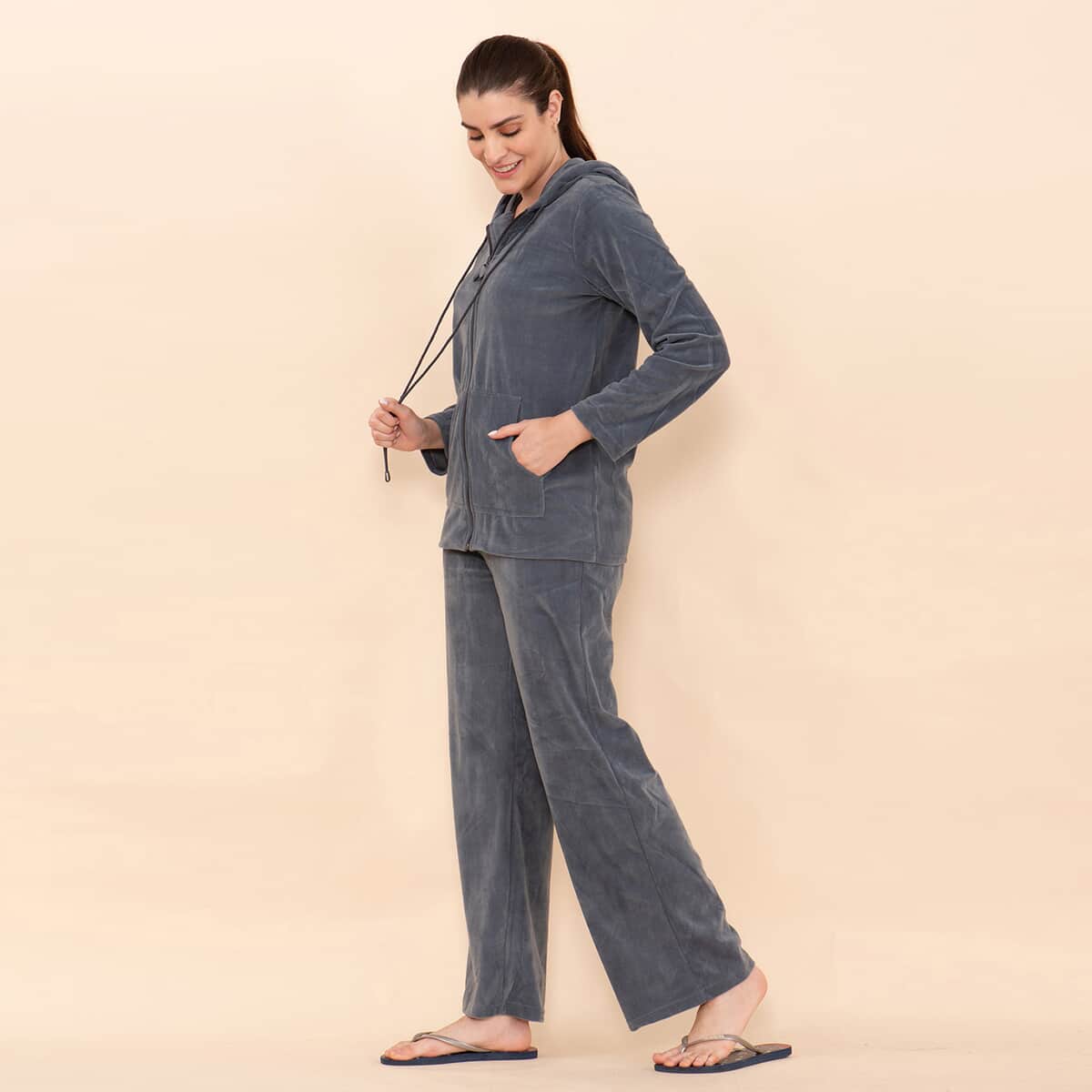 Tamsy LUX Gray Velour Track Suit Set - XL image number 5