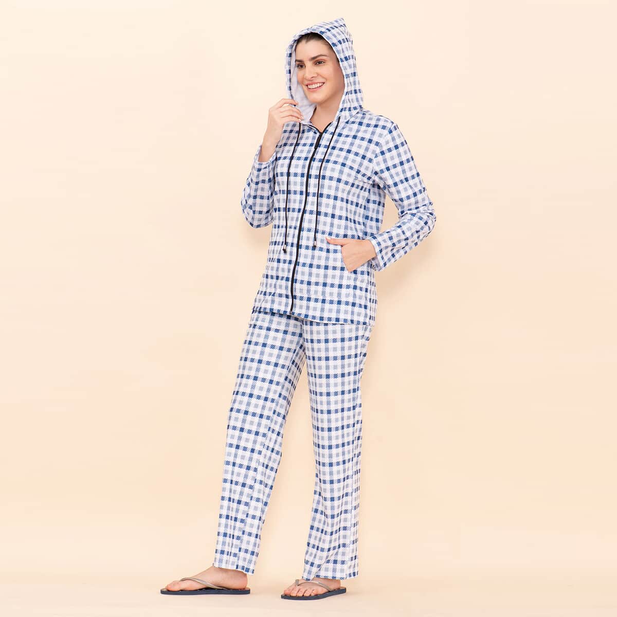 Tamsy Blue Checkered Printed Brushed Flannel Track Suit Set -L image number 4