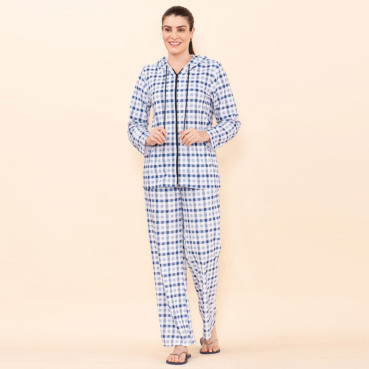 Tamsy Blue Checkered Printed Brushed Flannel Track Suit Set -M image number 2