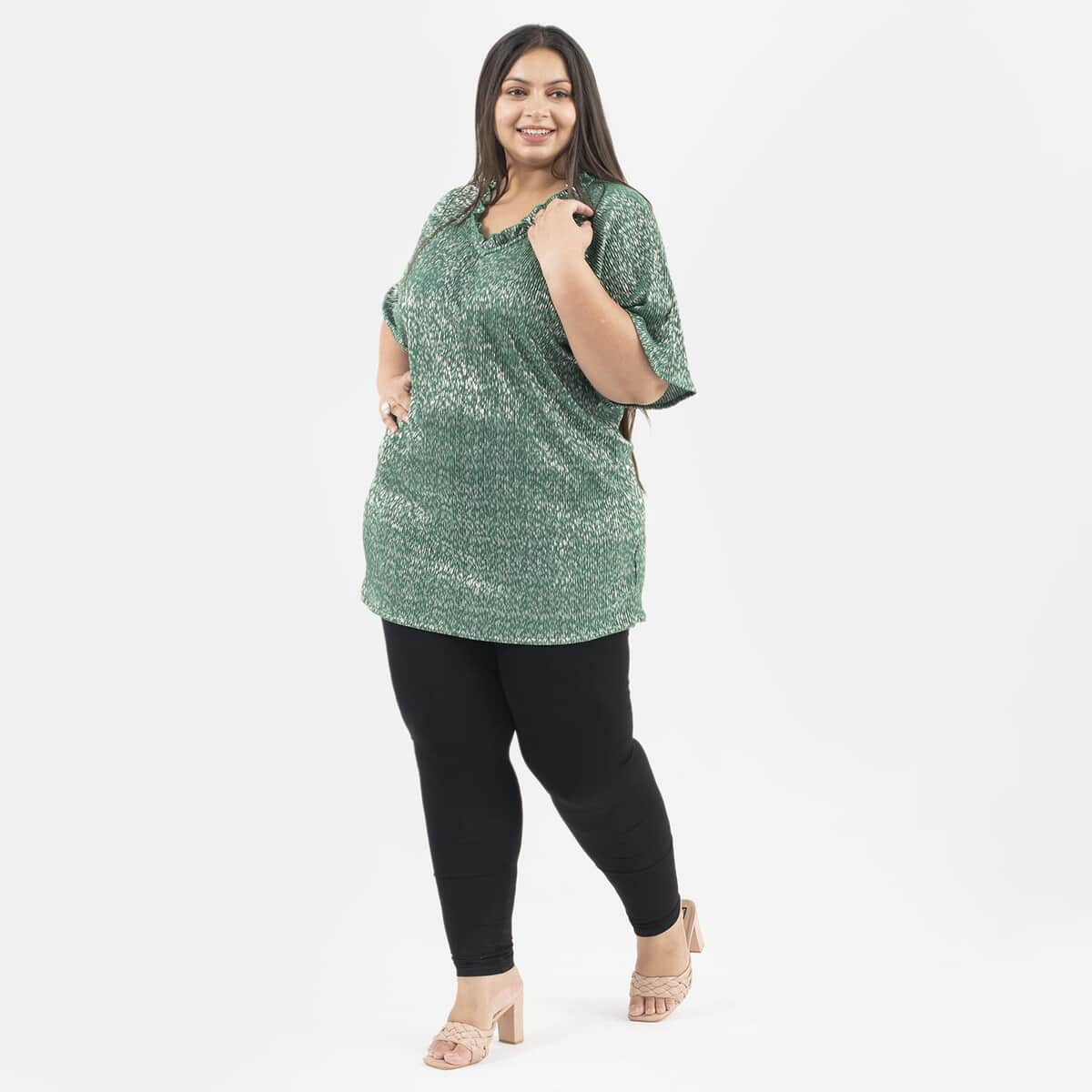 Tamsy Green Poly Knitted Foil Print Pleated Tunic - One Size Missy image number 2