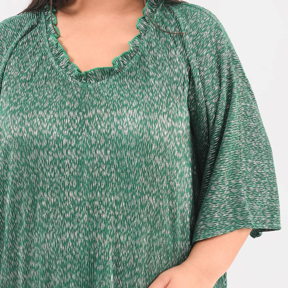 Tamsy Green Poly Knitted Foil Print Pleated Long Kaftan - One Size Fits Most image number 3