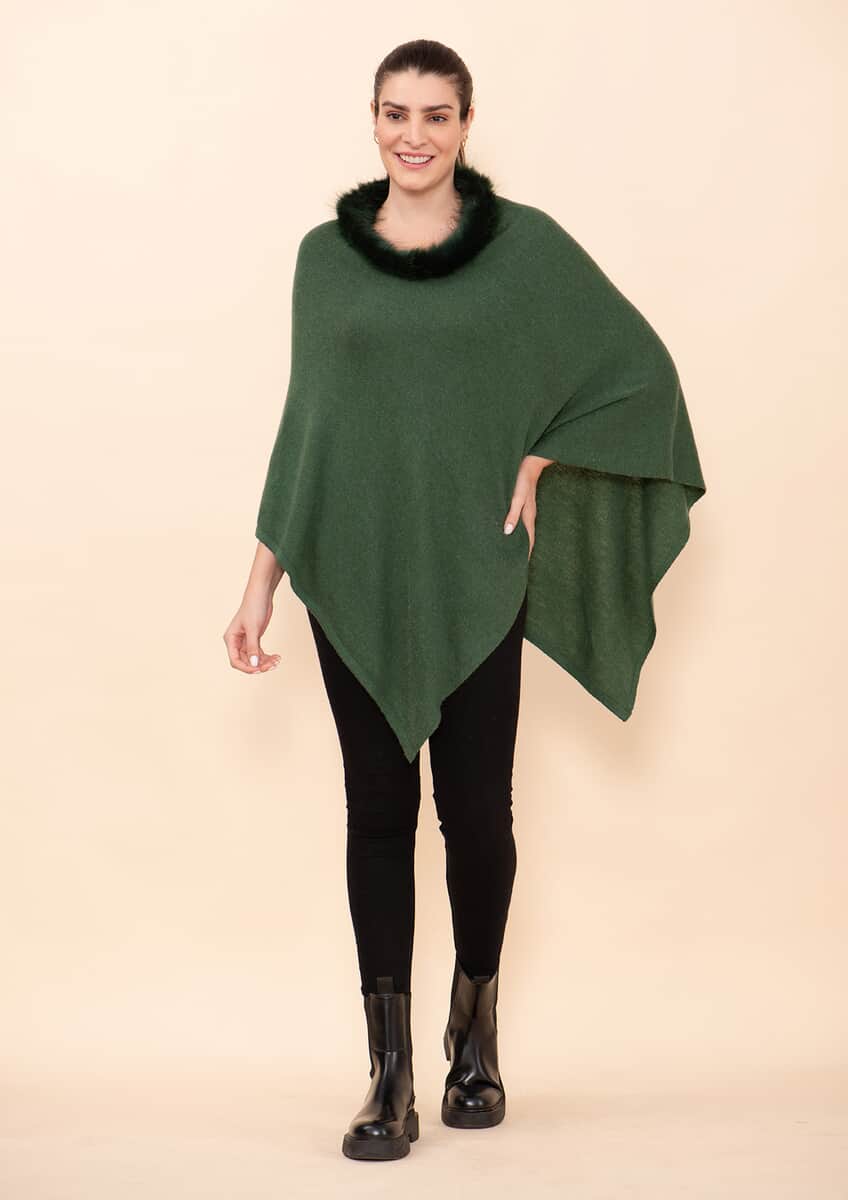 Tamsy Green 100% Pashmina Wool fur Poncho (One Size Fits Most) image number 0