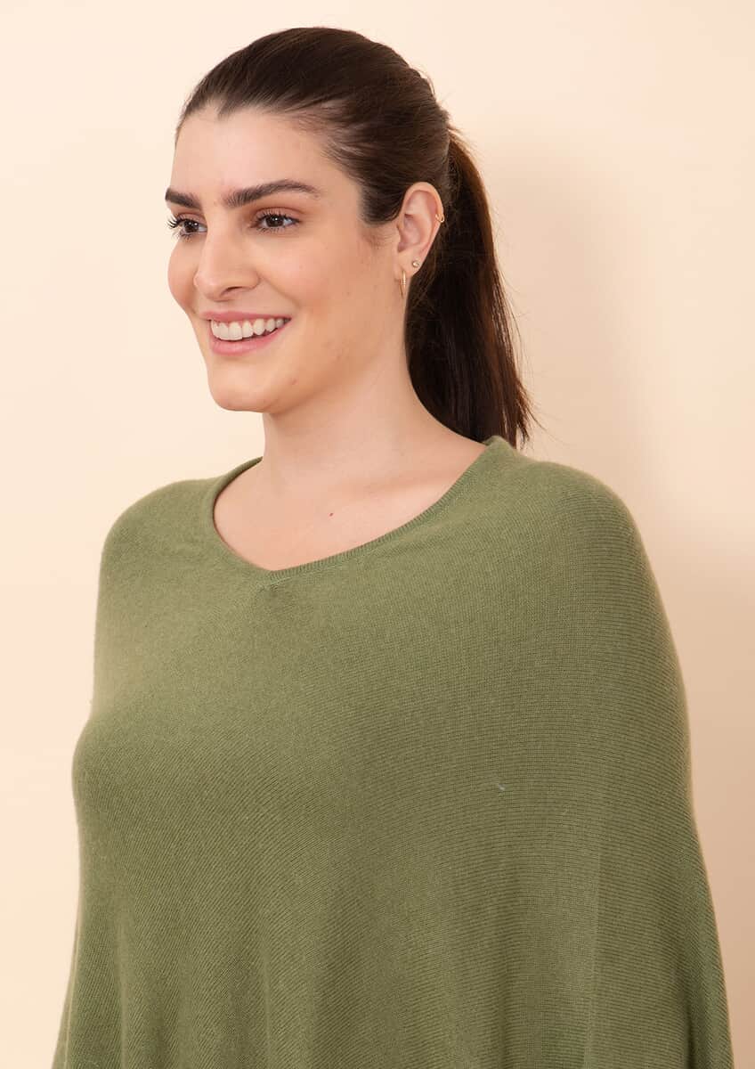 Tamsy Olive 100% Pashmina Wool Poncho (One Size Fits Most) image number 5
