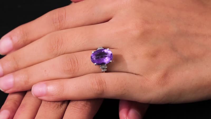 Color Change Fluorite, Diamond Ring in Platinum Over Sterling Silver (Size 10.0) 6.90 ctw